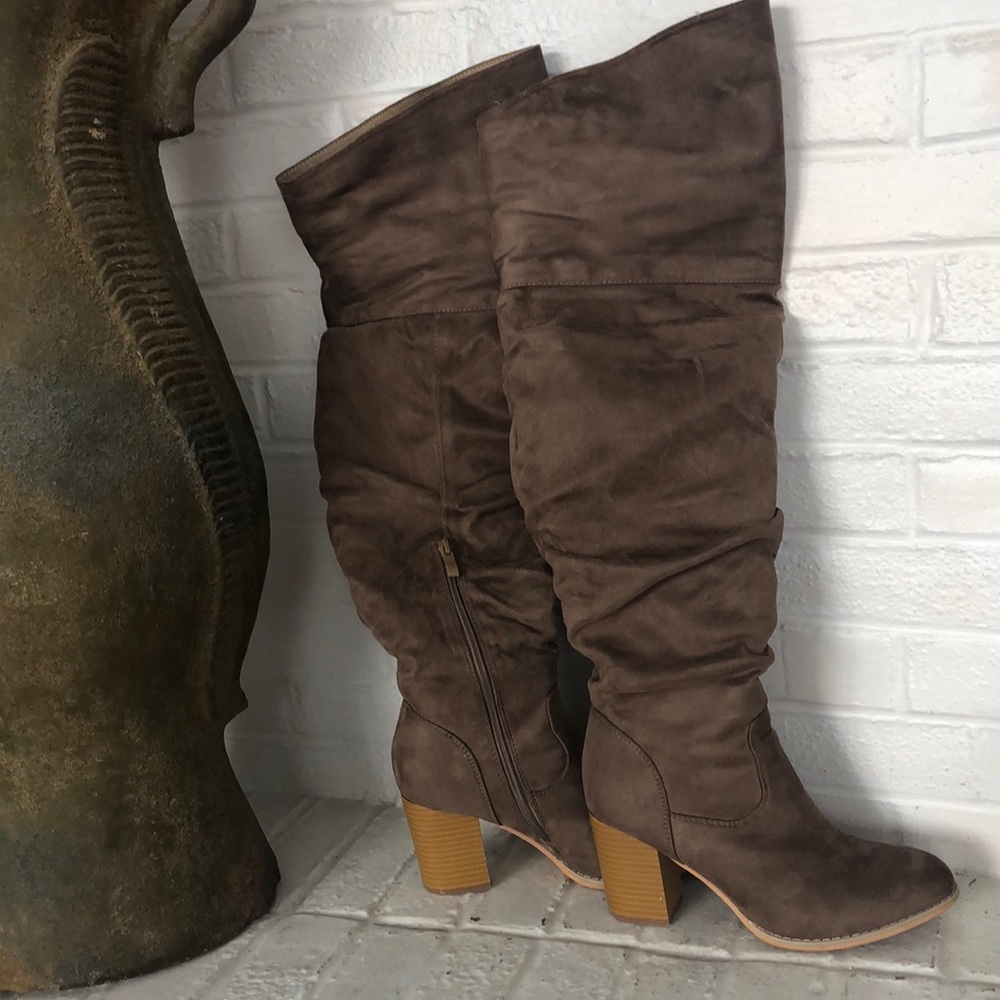 Journey Collection Kaison Taupe Tall Boots